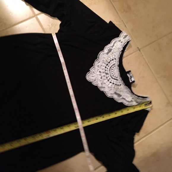 NWT  Lagerfeld Black Top with White Lace Collar - Picture 8 of 8